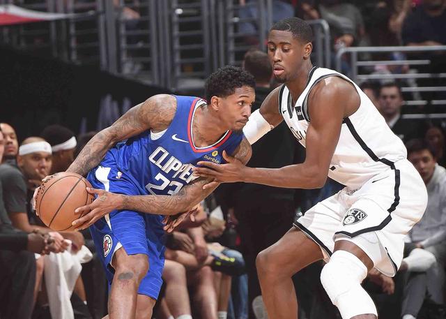 的中场指挥 的中场指挥