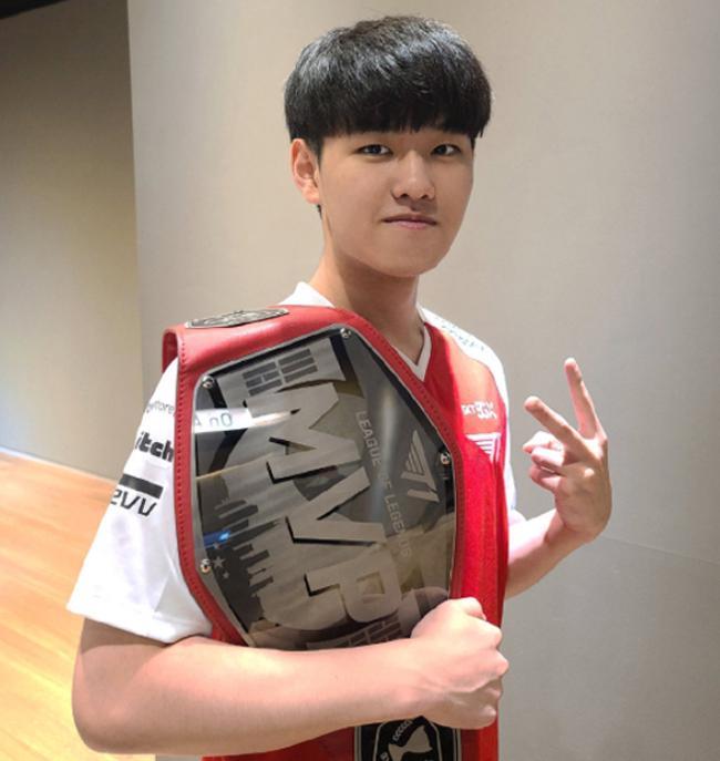 走不仅能腾 走不仅能腾