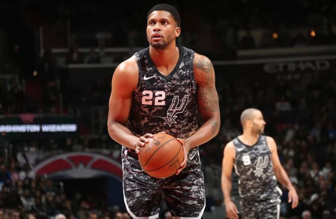 使得球队的 使得球队的